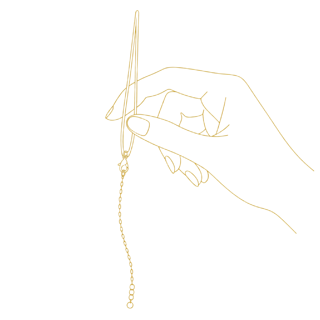 Hand mit Werkzeug klemmt Armbandende ein
